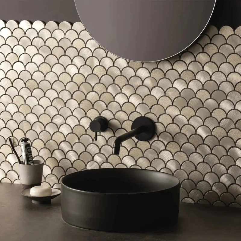 Mosaic Ecaille OR Brossé — 275×270mm