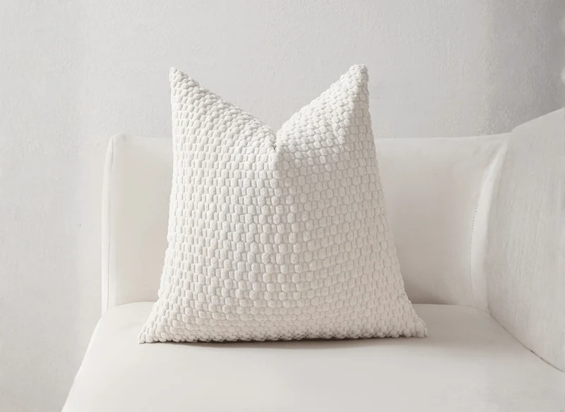 Coussin blanc écru en tissu texturé doux 45x45 cm DUNE