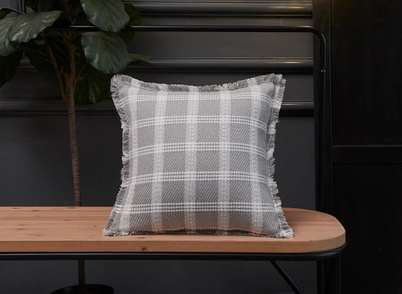 Coussin blanc et gris à carreaux 45x45 cm WARMY