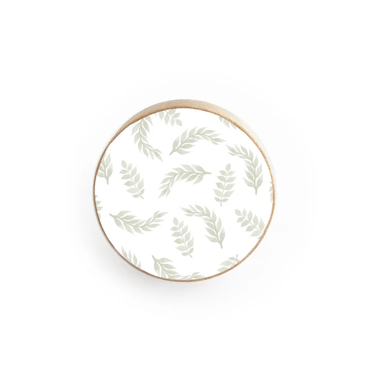Poignée de porte en bois avec motif de feuille aquarelle en relief
